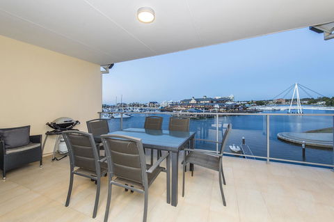 Dolphin Quay Apartments - Geraldton Accommodation 22