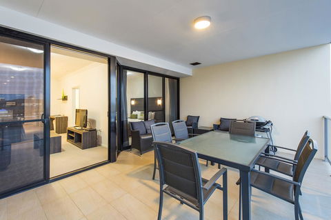 Dolphin Quay Apartments - Geraldton Accommodation 37