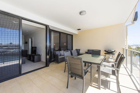 Dolphin Quay Apartments - Geraldton Accommodation 27