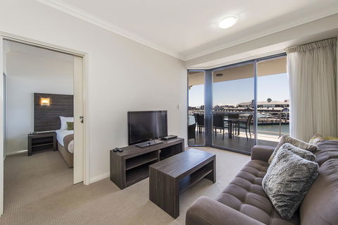 Dolphin Quay Apartments - Geraldton Accommodation 31