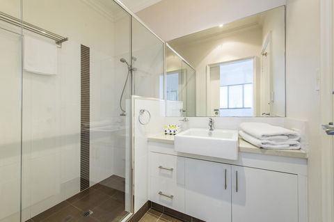 Dolphin Quay Apartments - Geraldton Accommodation 40