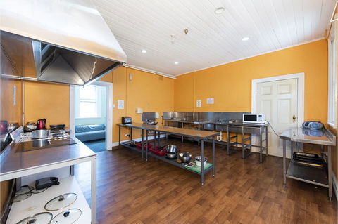 The Old Swan Barracks - Geraldton Accommodation 15