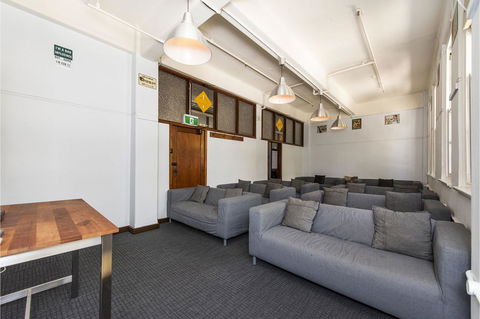 The Old Swan Barracks - Geraldton Accommodation 8