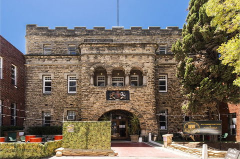 The Old Swan Barracks - Geraldton Accommodation 3