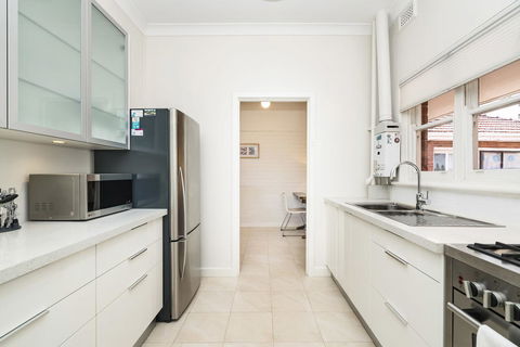Light Bright, Quality River Views! Free Parking - Geraldton Accommodation 18