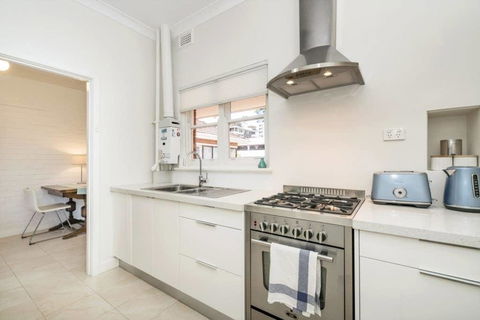 Light Bright, Quality River Views! Free Parking - Geraldton Accommodation 39