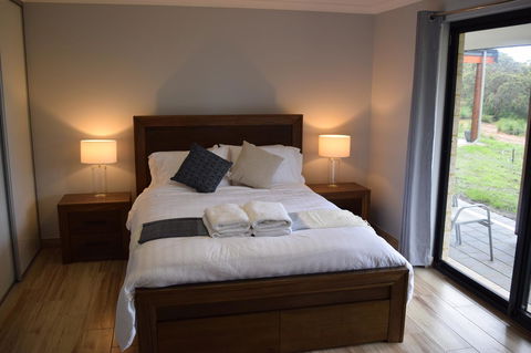 Eagle Bay House - Geraldton Accommodation 7