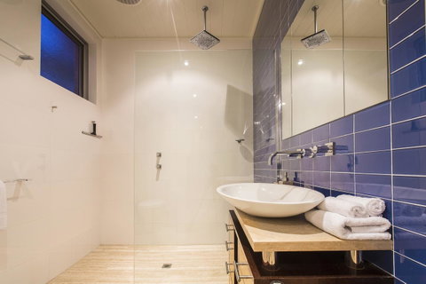 Arthouse - Geraldton Accommodation 14