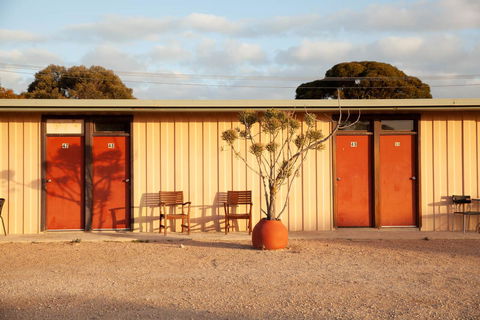 EUCLA MOTOR HOTEL - Geraldton Accommodation 7