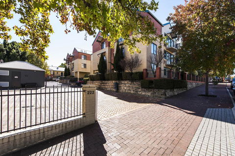 Subiaco Village - 34 - Geraldton Accommodation 17