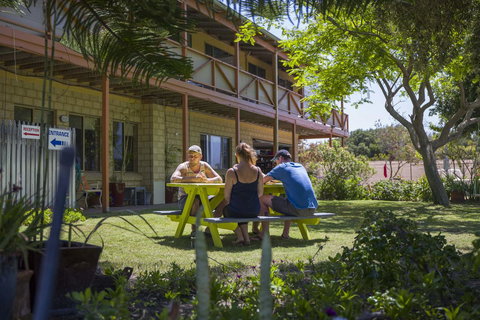 Lancelin Lodge - Geraldton Accommodation 13