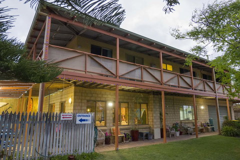 Lancelin Lodge - Geraldton Accommodation 0