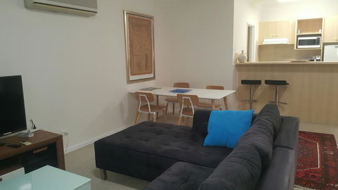 Superb 2 BR East Perth Riverside Apartment Location Comfort And Space 45 - Geraldton Accommodation 4