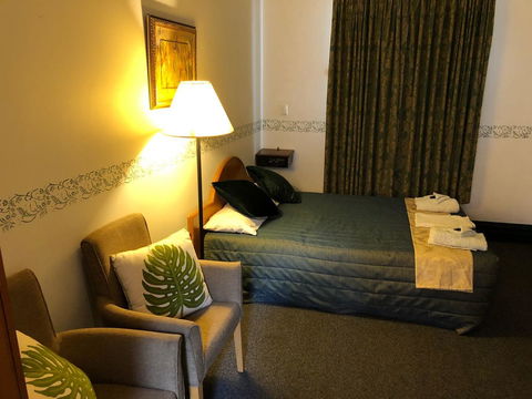 The Palace Hotel - Geraldton Accommodation 7