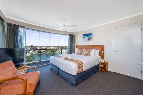 A 406 FANTASTIC OCEAN BEACH And MARINA VIEW APT - MANDURAH - Geraldton Accommodation 12