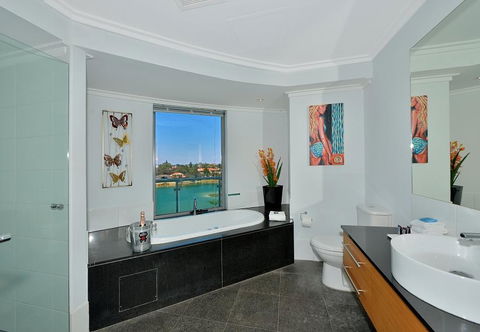 A 406 FANTASTIC OCEAN BEACH And MARINA VIEW APT - MANDURAH - Geraldton Accommodation 30