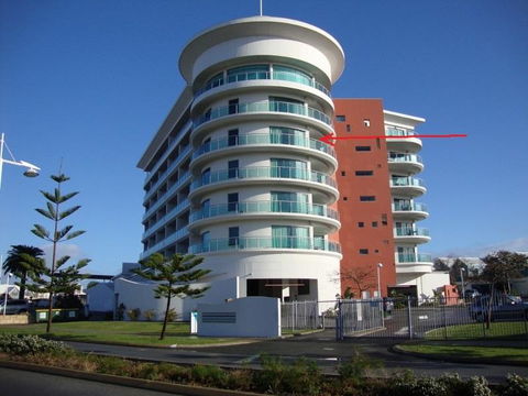 A 406 FANTASTIC OCEAN BEACH And MARINA VIEW APT - MANDURAH - Geraldton Accommodation 26