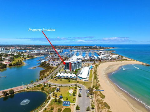 A 406 FANTASTIC OCEAN BEACH And MARINA VIEW APT - MANDURAH - Geraldton Accommodation 27