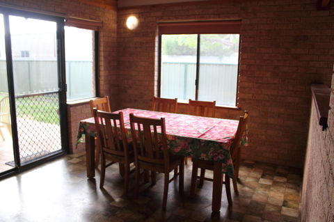 Kestrel Chalets - Geraldton Accommodation 17