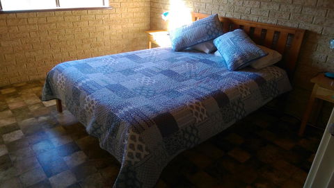 Kestrel Chalets - Geraldton Accommodation 7