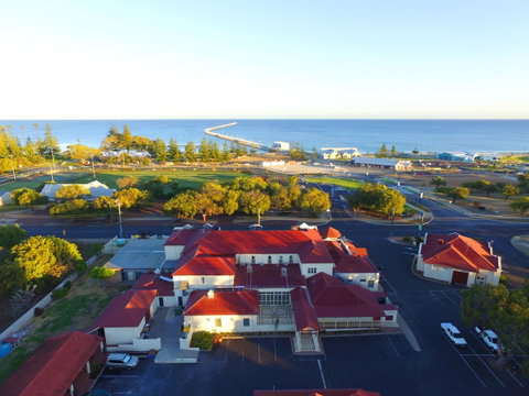Esplanade Hotel Busselton - Geraldton Accommodation 0