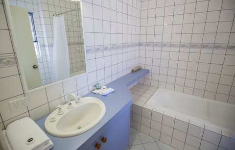 Esplanade Hotel Busselton - Geraldton Accommodation 16