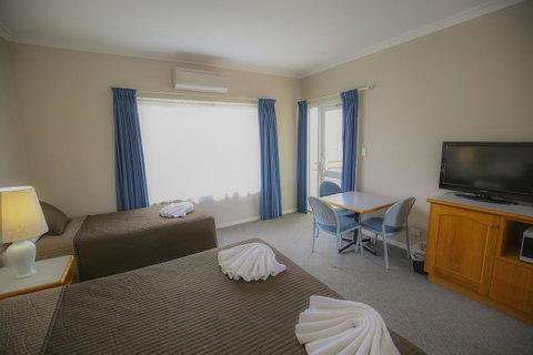 Esplanade Hotel Busselton - Geraldton Accommodation 43