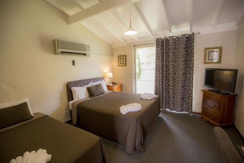 Esplanade Hotel Busselton - Geraldton Accommodation 40