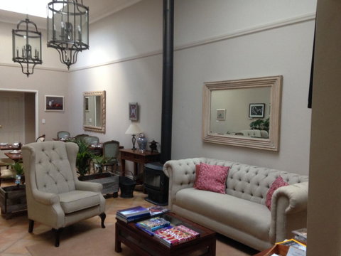 Lanterns Retreats - Geraldton Accommodation 2