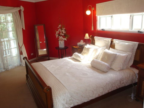 Lanterns Retreats - Geraldton Accommodation 5