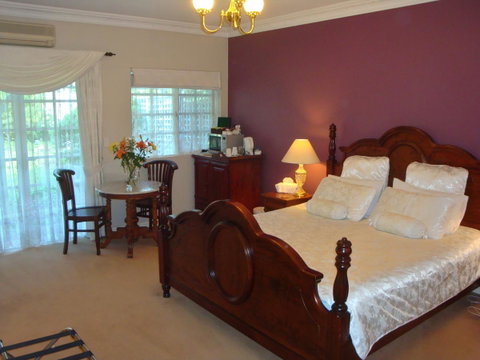 Lanterns Retreats - Geraldton Accommodation 16