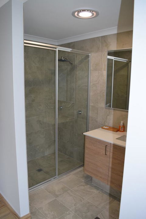 Eagle Bay House - Geraldton Accommodation 8