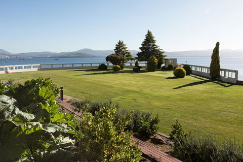Wrest Point - Geraldton Accommodation 17