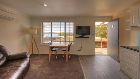 Sweetwater Villas - Geraldton Accommodation 5