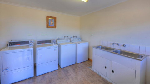 Sweetwater Villas - Geraldton Accommodation 9