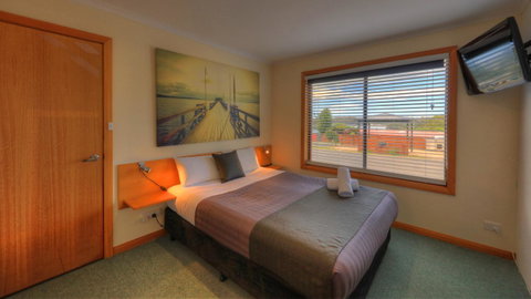 Sweetwater Villas - Geraldton Accommodation 1