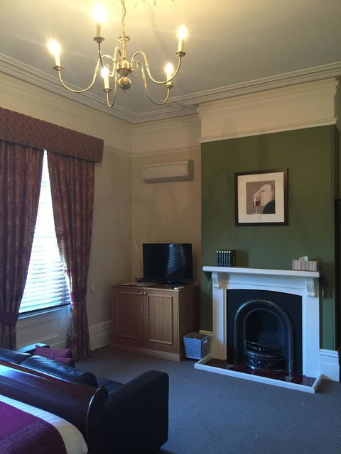 Clydesdale Manor - Geraldton Accommodation 15