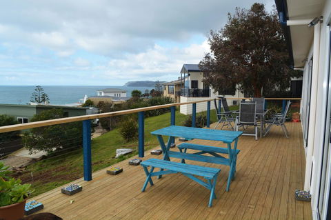 Seascape Beach House - Geraldton Accommodation 24