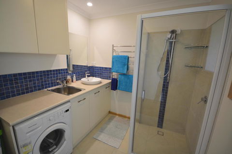 Seascape Beach House - Geraldton Accommodation 22