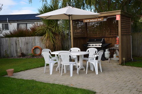 Castaway Holiday Apartments - Geraldton Accommodation 13
