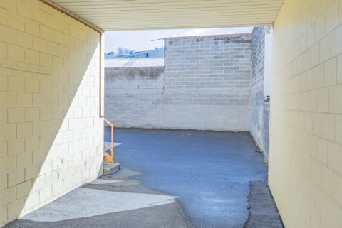 4 Bedroom House - Hobart CBD - Free Parking - Free WIFI - Geraldton Accommodation 26