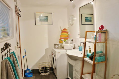 Million Dollar Views - Geraldton Accommodation 33