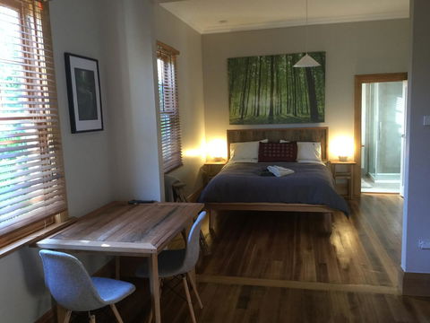 The Station House - Geraldton Accommodation 13