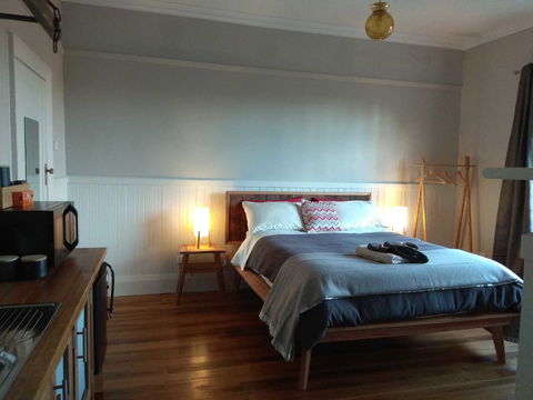 The Station House - Geraldton Accommodation 8