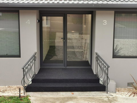 Youngtown Executive Apartments - 2BR Included, Free Parking & Wifi, Sofa Bed & Cot Fee Applies - Geraldton Accommodation 14