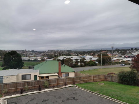 Youngtown Executive Apartments - 2BR Included, Free Parking & Wifi, Sofa Bed & Cot Fee Applies - Geraldton Accommodation 21