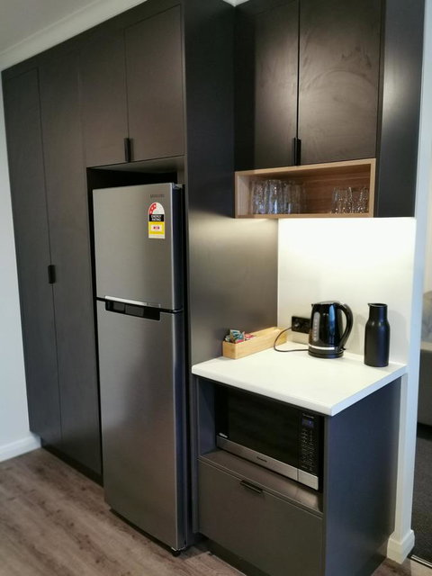 Youngtown Executive Apartments - 2BR Included, Free Parking & Wifi, Sofa Bed & Cot Fee Applies - Geraldton Accommodation 29
