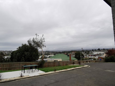 Youngtown Executive Apartments - 2BR Included, Free Parking & Wifi, Sofa Bed & Cot Fee Applies - Geraldton Accommodation 22