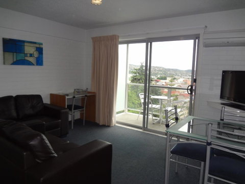 Adina Place Motel Apartments - Geraldton Accommodation 19