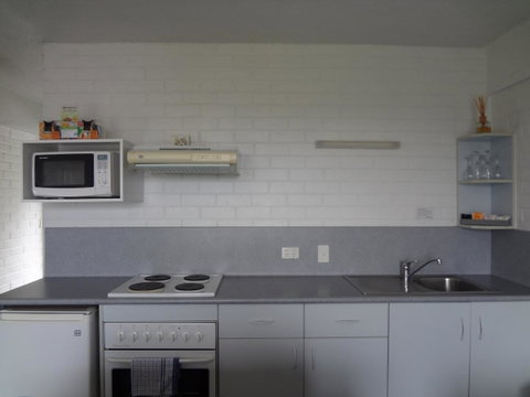 Adina Place Motel Apartments - Geraldton Accommodation 26
